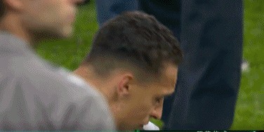 半岛体育网址-😢遗憾错失欧协联冠军，安东尼赛后悲伤落泪