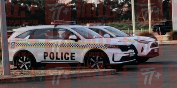 半岛体育-中国女足进入世界杯节奏 孙雯亲自挂上助威横幅