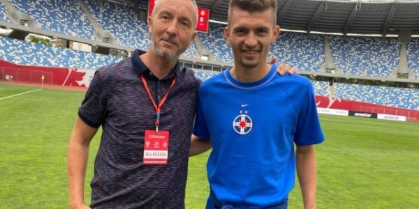 半岛体育-【背景】海港意中人不走也得走 七年一冠重启淘金梦