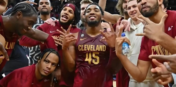 新赛季展望，ESPN发布新赛季球队实力榜，火箭冲进前五狼队引热议