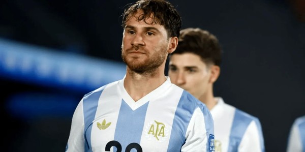 半岛体育-因航班延误错过转机，麦卡利斯特或错过对阵委内瑞拉的比赛