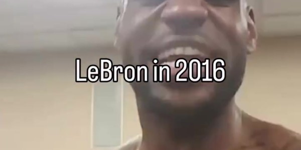 半岛体育APP-美媒回顾16年詹姆斯激情训练自拍：打完背靠背后训练一整天